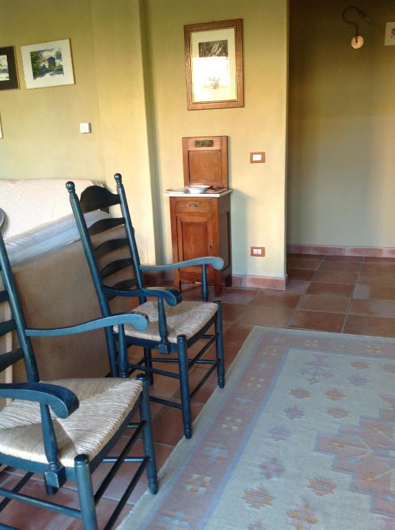 Locanda San Lorenzo Roddino Екстер'єр фото