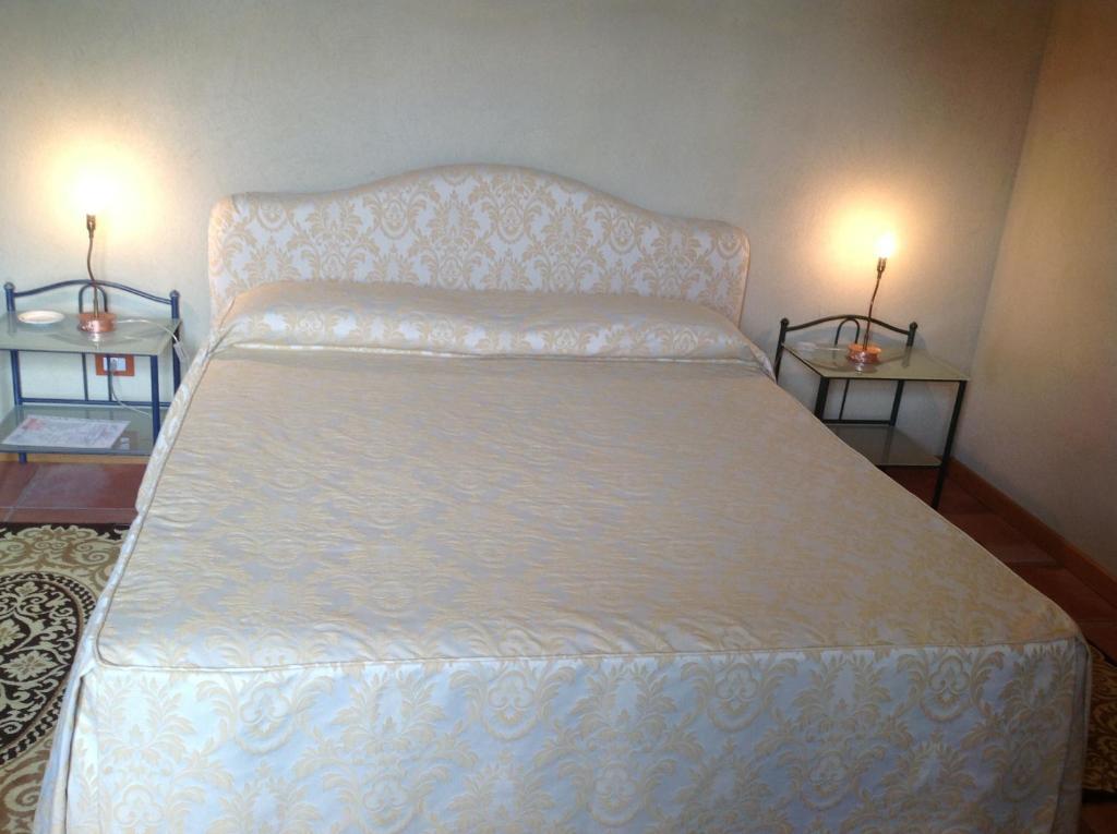 Locanda San Lorenzo Roddino Номер фото